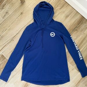 Vineyard Vines 100% cotton long-sleeve T-shirt with hood